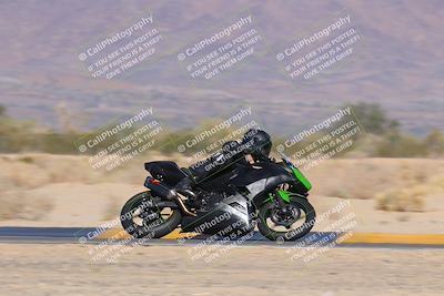 media/Dec-09-2023-SoCal Trackdays (Sat) [[76a8ac2686]]/Turn 4 Set 1 (1120am)/